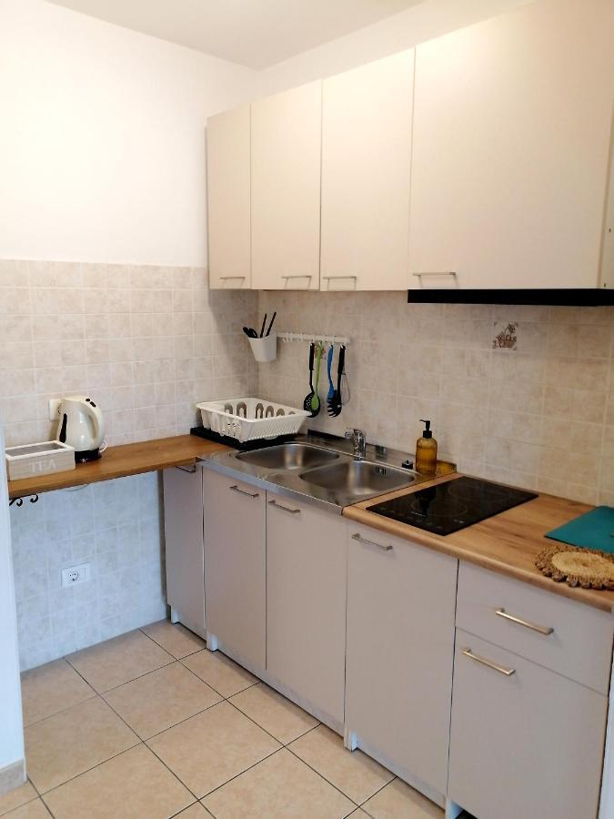Apartment Layla - Intermezzo With Sea View In Center Of 라벡 외부 사진